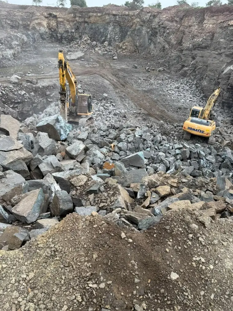 Excavators — Sansar Infra fleet