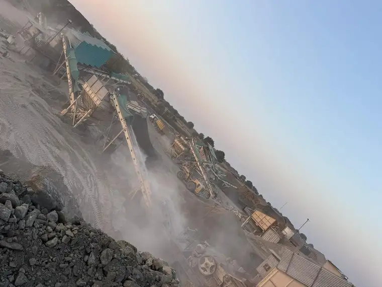 Mining site operations